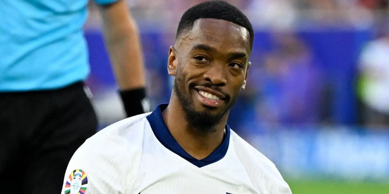 Chuyển Nhượng Arsenal 20/7: “Thầy Huấn” Ra Đi?  2 Toney đã có nhiều đóng góp cho đội tuyển Anh tại Euro 2024