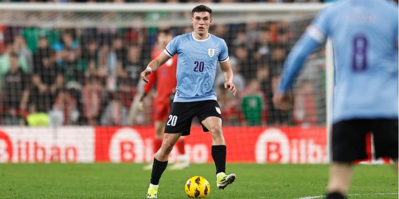 Manuel Ugarte: Thương vụ bất thành với Man United 3 Ugarte sở hữu những tố chất quan trọng mà MU cần